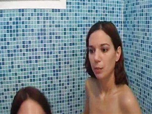 Superb French babes pleasing each others pussies in the bathroom
